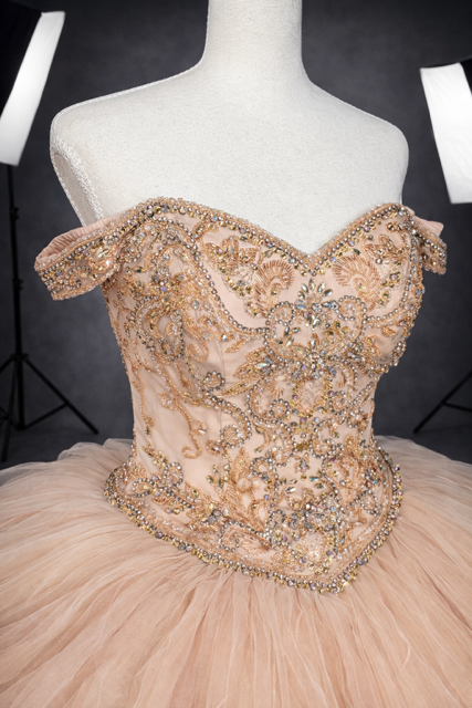 Champagne Elegance – Luxury Champagne Quinceañera Dress Rental