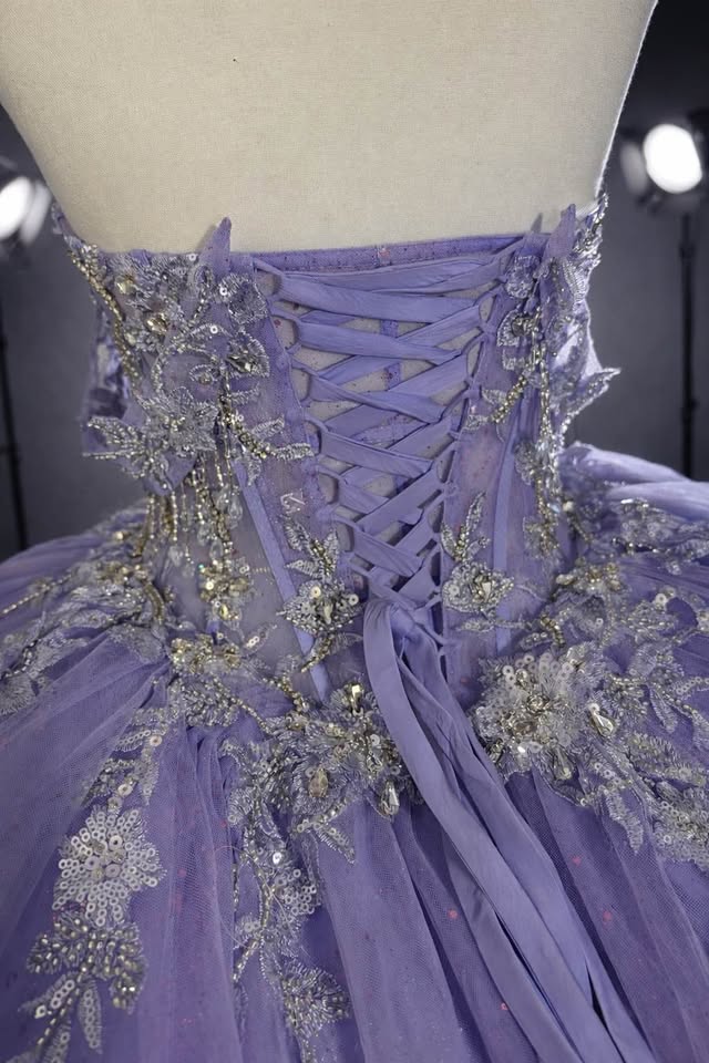 Lavender Princess – Luxury Lavender Quinceañera Dress Rental